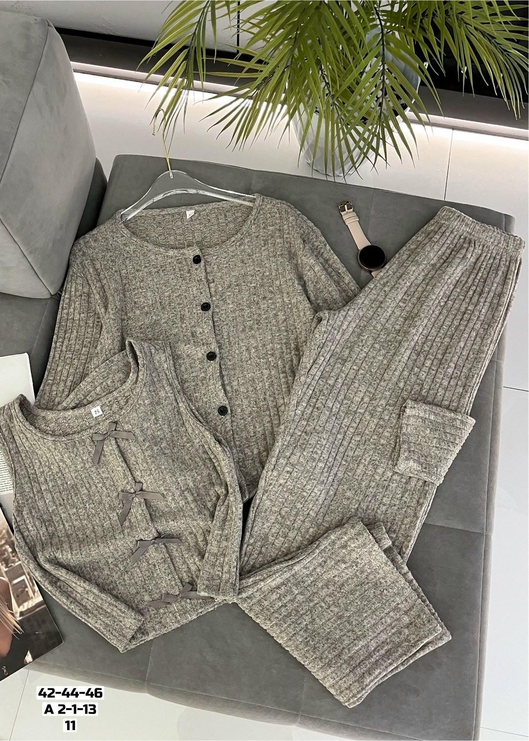 костюм женский тройка,костюмы женские,костюмы трикотажные,вязаный костюм женский,стильные костюмы