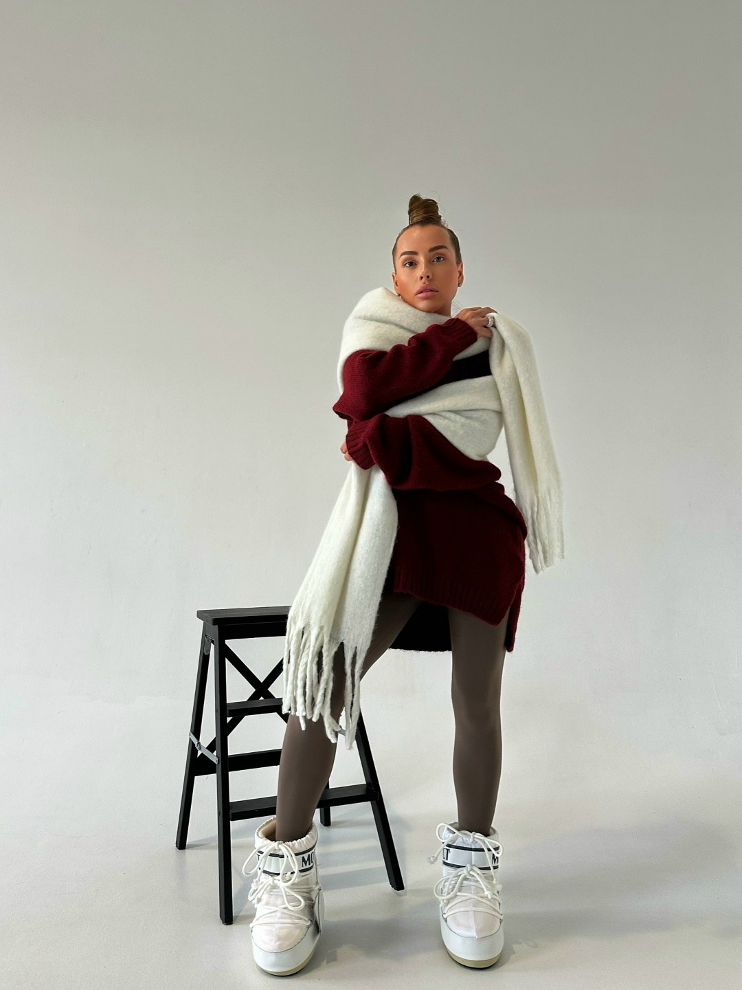 свитер оверсайз,свитер оверсайз длинный,свитер вязаный оверсайз,свитер женский оверсайз,свитер бордовый оверсайз вязаный удлиненный с горлом