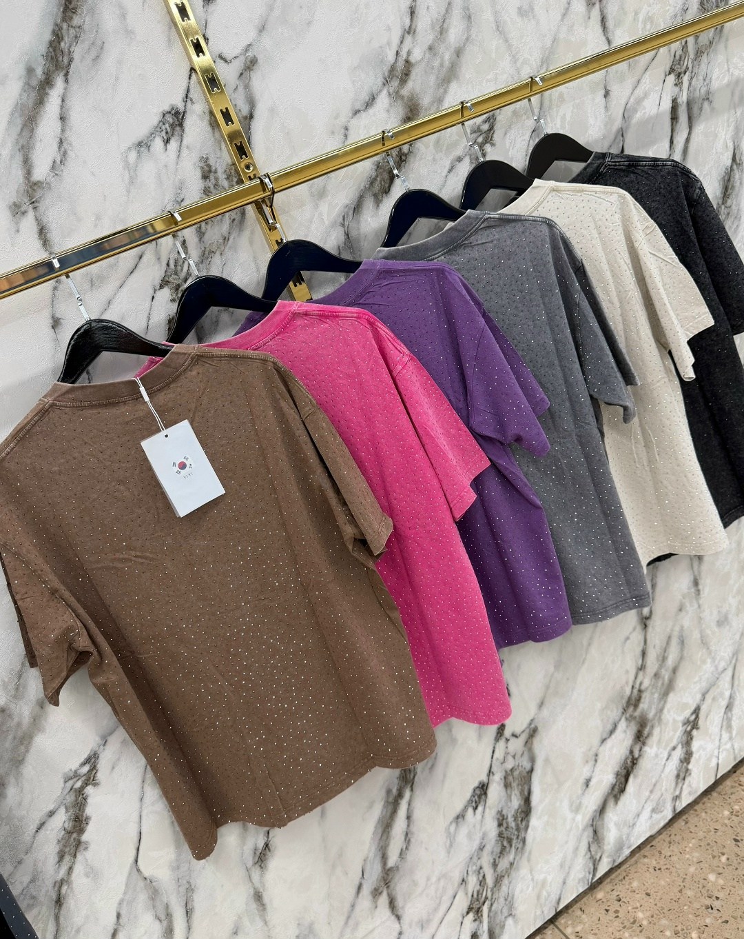 футболка женская,футболка оверсайз со стразам,летние футболки,футболка женская розовая,футболка женская со стразами