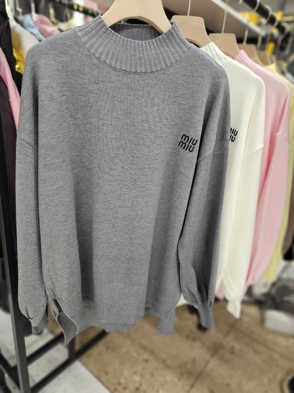 трикотажный свитер,женская кофта,свитеры модные,женский свитер,женский трикотажный свитер