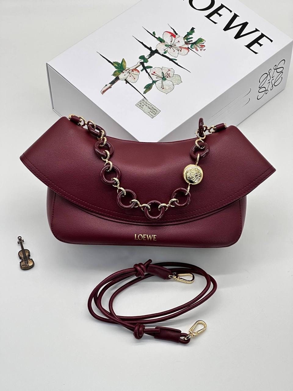 loewe сумка,loewe сумка на плечо,сумка,модная сумка,сумки женская