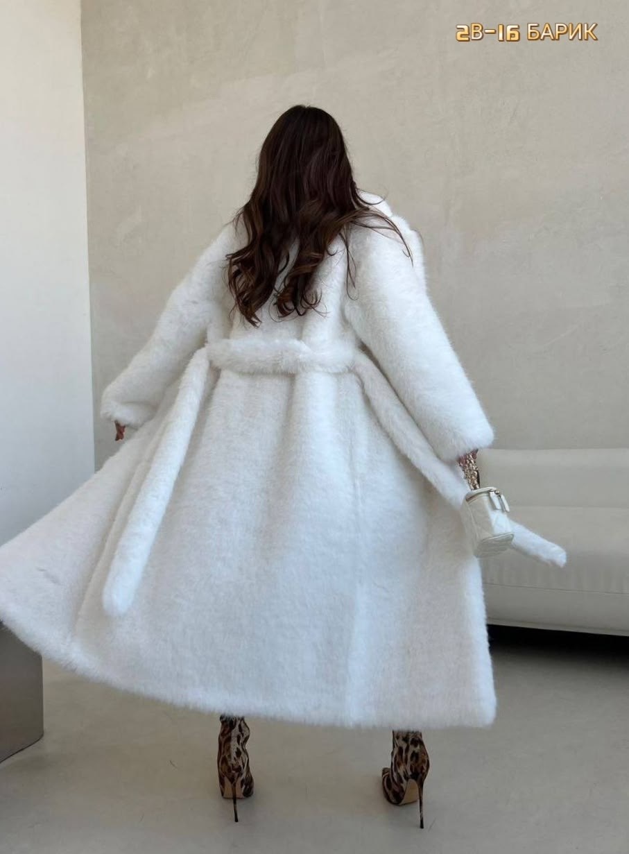 шуба искусственная,шуба белая длинная,женская шуба,шубка,шуба