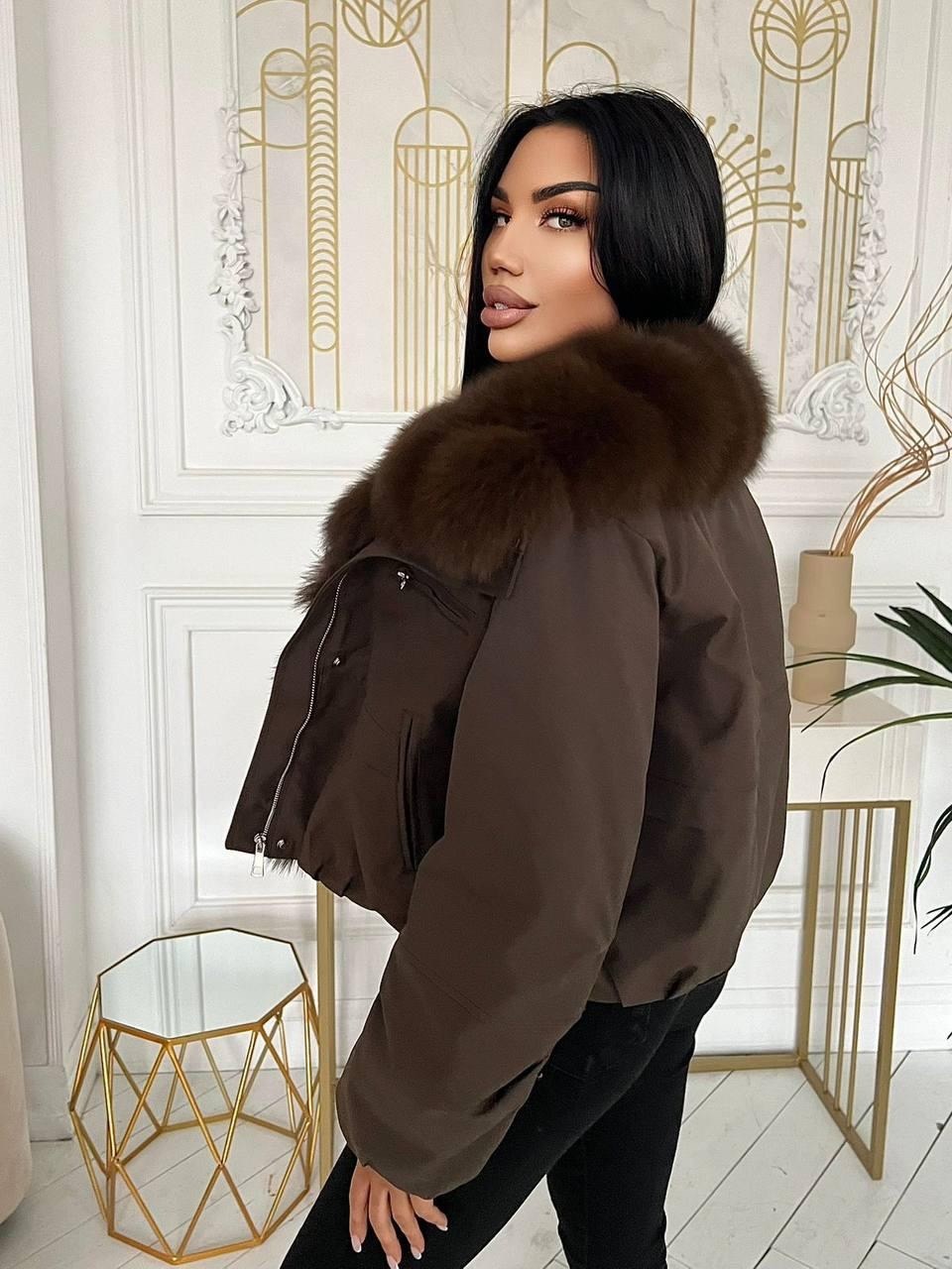 короткая куртка-пуховик из натурального лисьего меха,пуховик с меховым воротником женский,пуховик с натуральным мехом,куртка с мехом,женская куртка на утином пуху с большим воротником из натурального