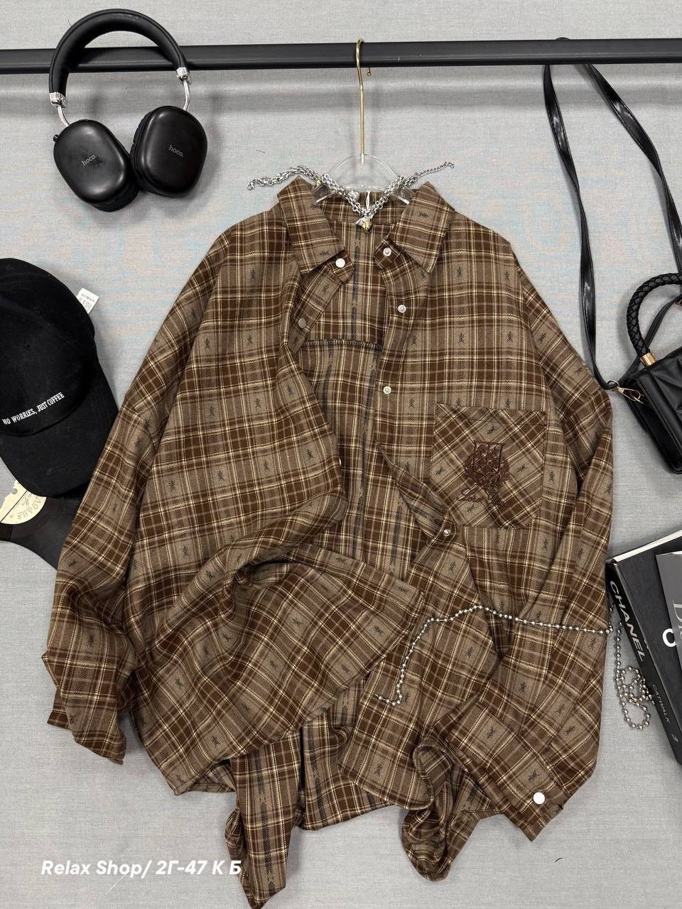 женская рубашка в клетку,женская рубашка в клетку оверсайз,рубашка в клетку оверсайз со стразами perferita,рубашка в клетку,рубашка в клетку оверсайз удлиненная