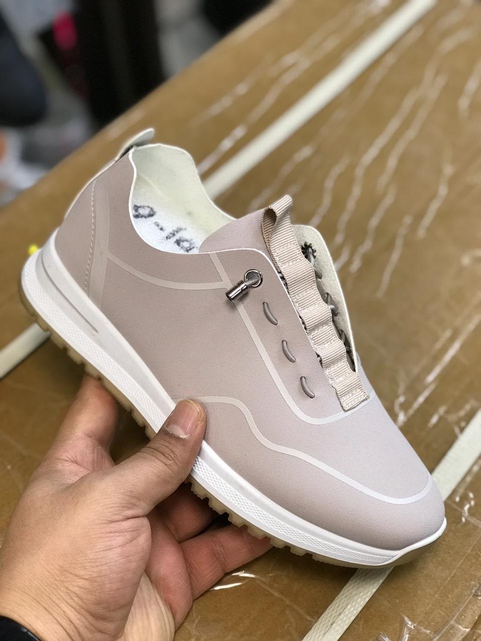 ,кроссовки женскиe,бежевые кроссовки, женская,обуви