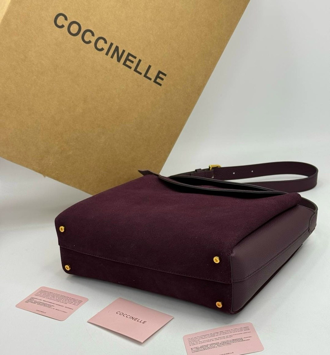 сумка coccinelle,сумка женская coccinelle натуральная кожа,сумка женская coccinelle,сумка женская coccinelle натуральная замша,сумка coccinelle замшевая