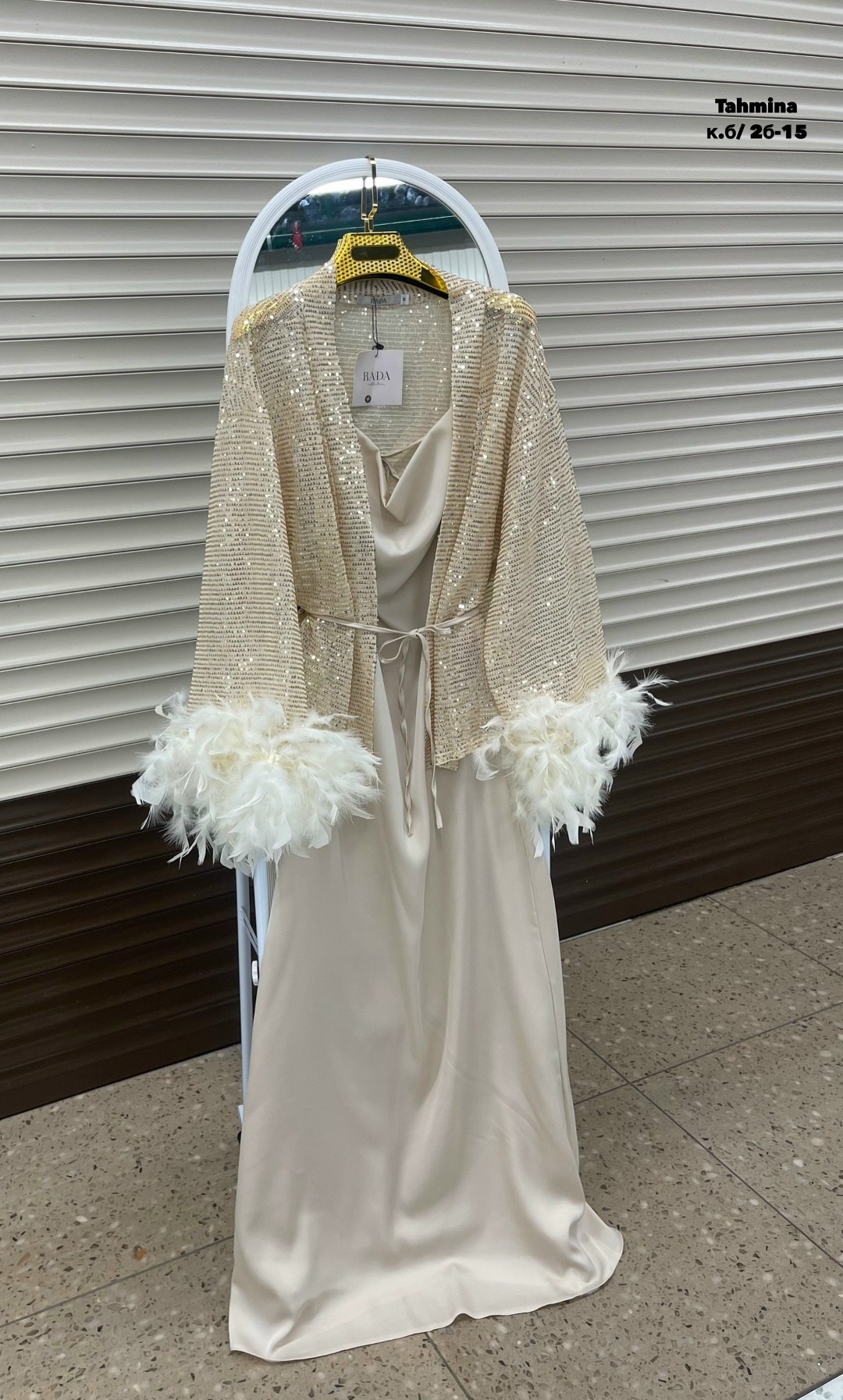 вечерние платья,роскошные платья,атласные платья,пеньюар для невесты,стильное вечернее платье