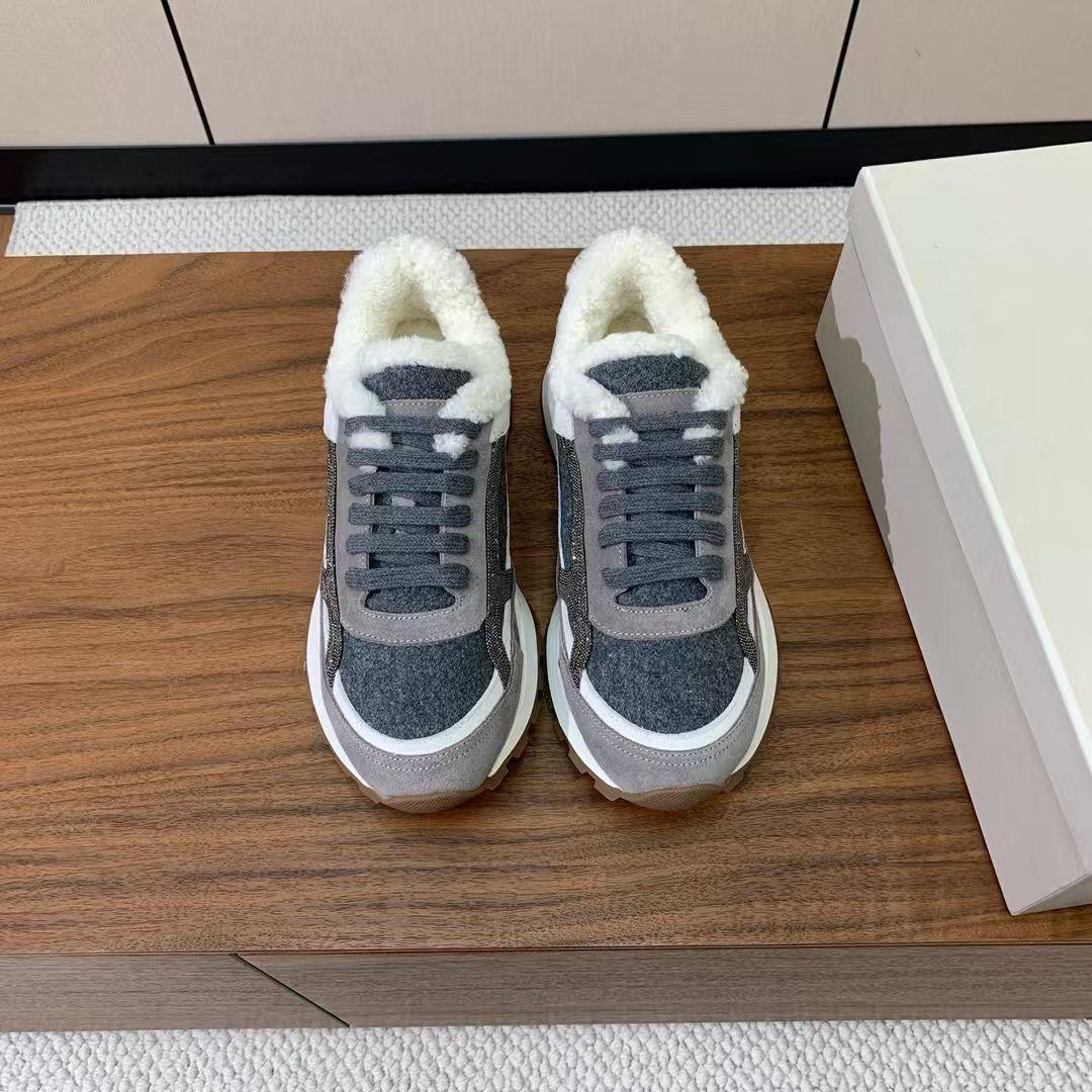 женские серые кроссовки из замши с мехом brunello cucinelli,женские кроссовки с мехом,кроссовки brunello cucinelli,,кроссовки женские зимние