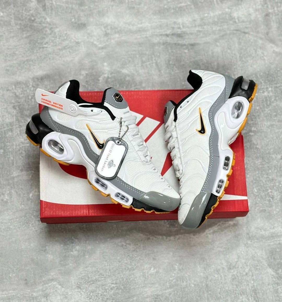 кроссовки nike air max plus tn,кроссовки,кроссовки найк тн белые,nike air max plus tn,мужские кроссовки nike air max tn plus