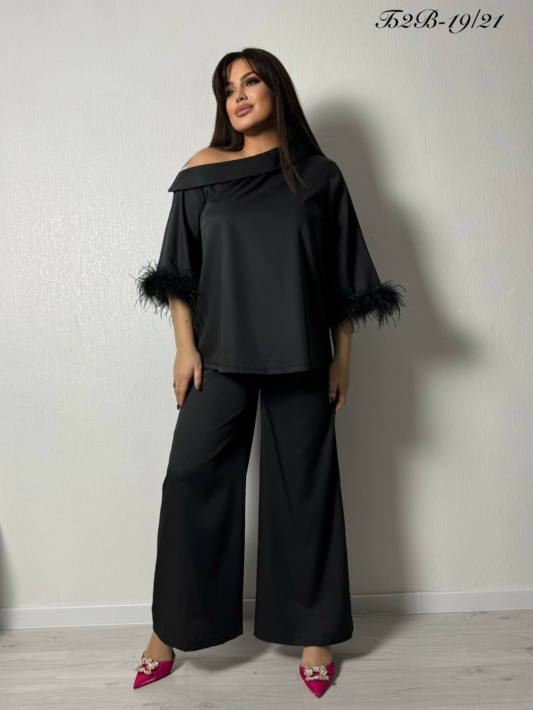 костюмы брючные,брючный костюм с перьями,костюмы женские брючные,костюм с перьями,шелковый брючный костюм вечерний
