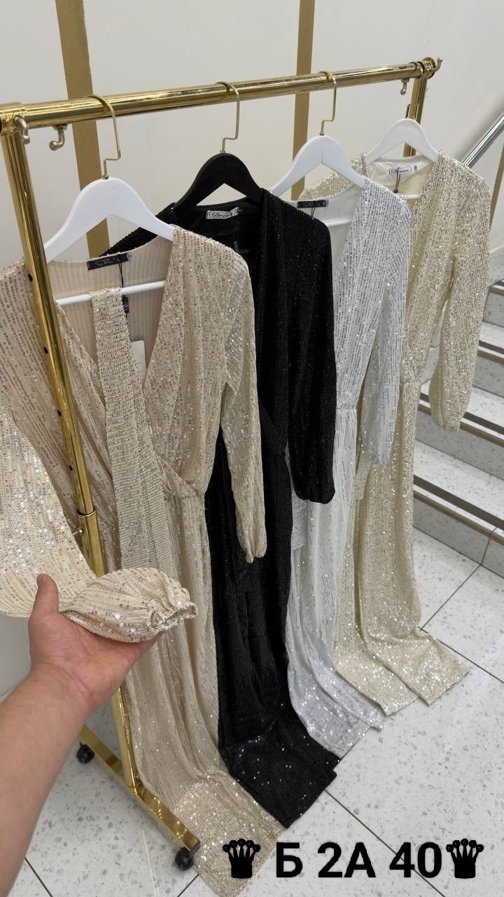 комбинезон нарядный женский вечерний с пайетками,комбинезон женский сексуальный с v-образным вырезом и блестками,брючный комбинезон в пайетках,комбинезон с пайетками,женский вечерний комбинезон с пайе