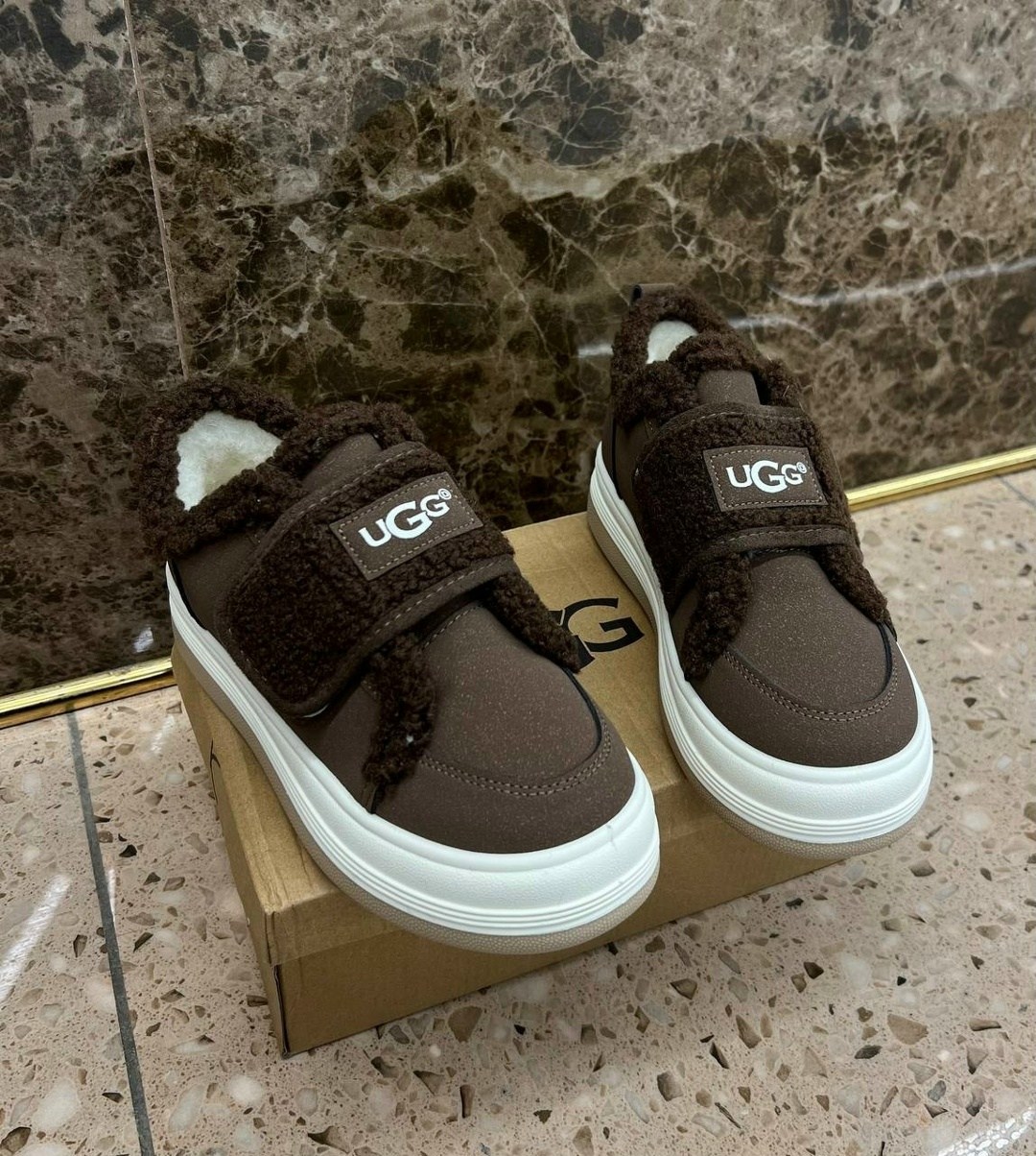 ,женская ,зимняя ,кроссовки ugg,кроссовки женскиe