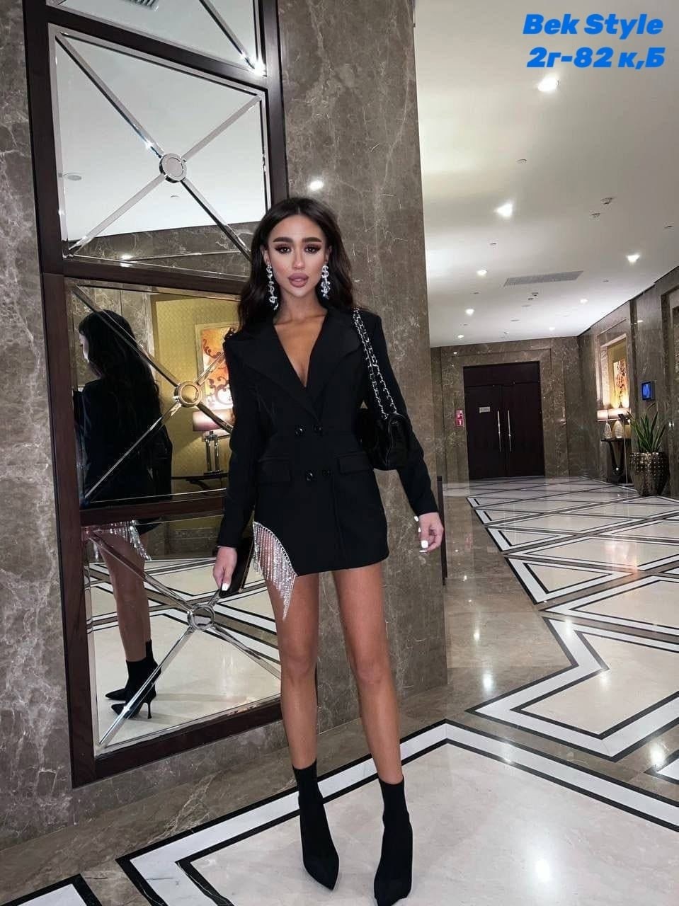 платье пиджак,платье пиджак с бахромой,вечернее платье с пиджаком,платье пиджак на запах с бахромой из страз,платье пиджак с открытой спиной