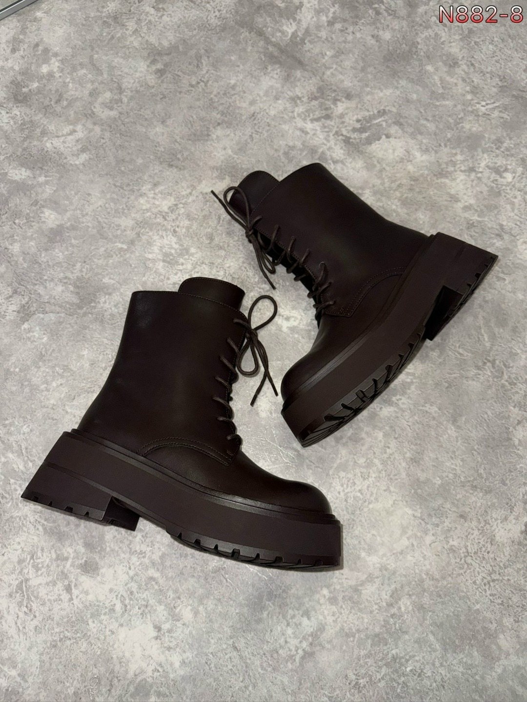 стильные ботинки,,ботинки женские,ботинки,ботинки высокие