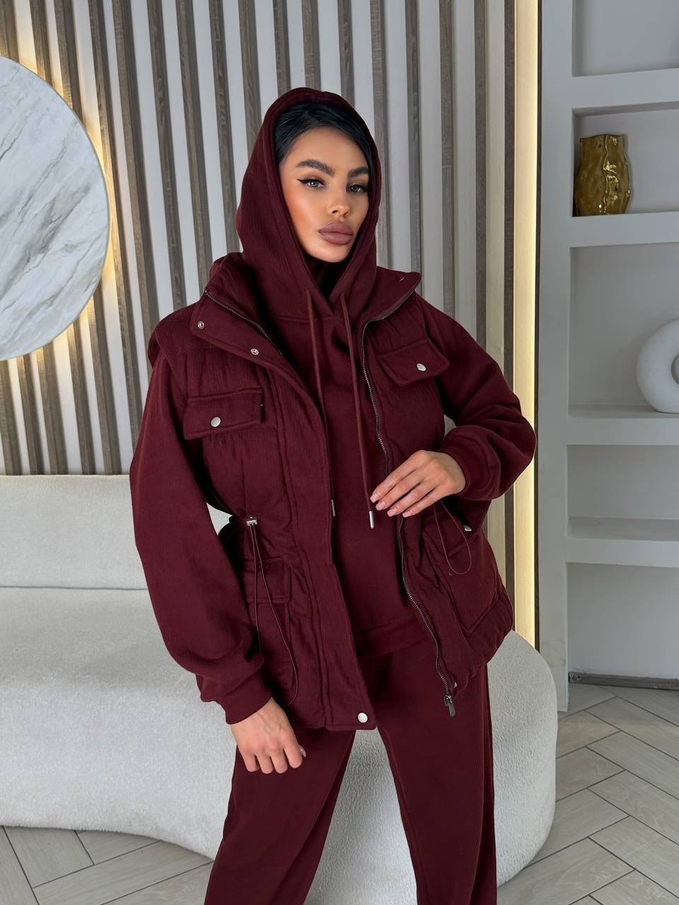 женский бордовый костюм тройка miu miu,костюм тройка женский,костюм тройка,бордовый костюм,женский бордовый костюм