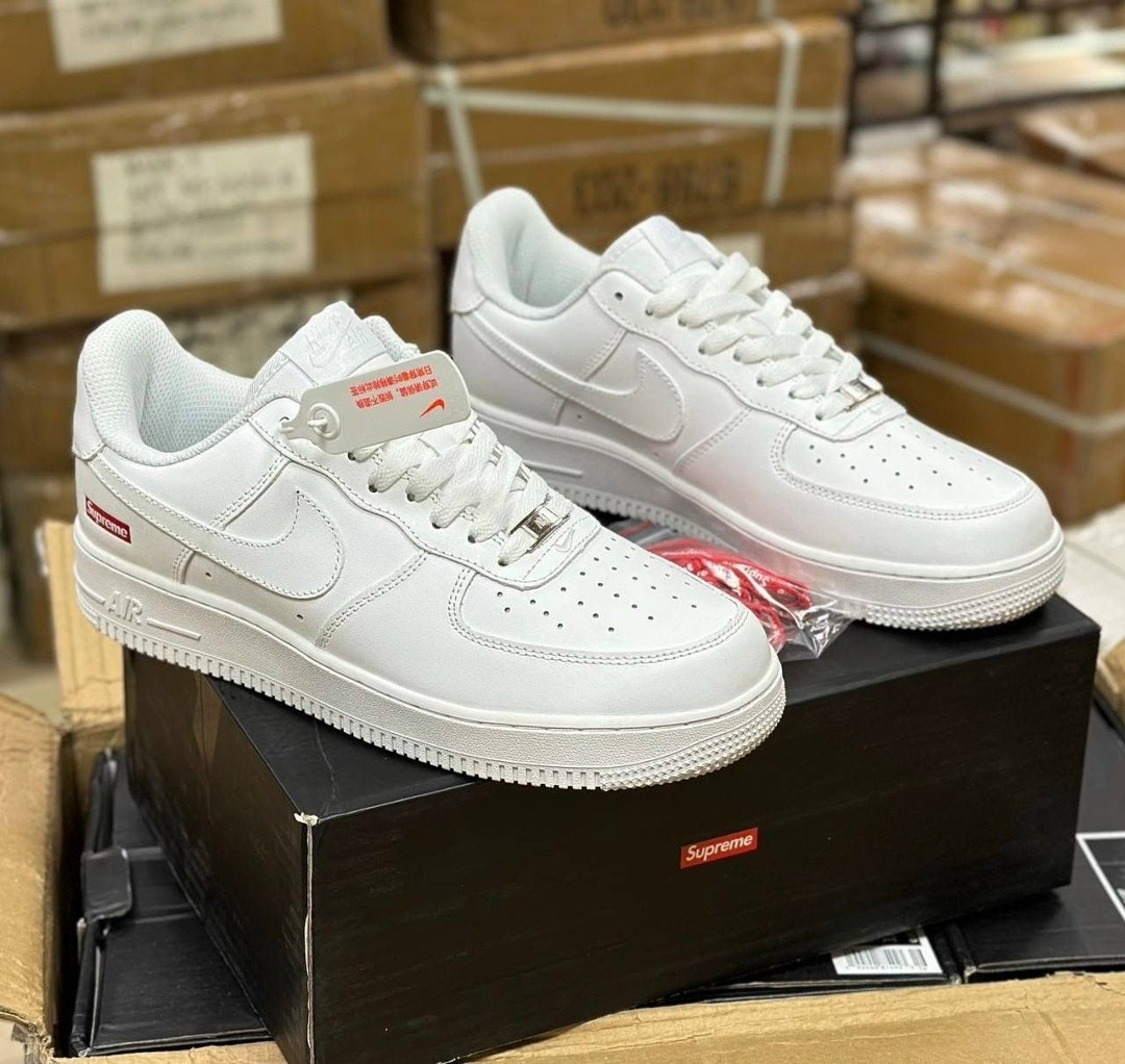 nike air force 1 low supreme white,nike air force 1 supreme,nike air force 1 low supreme,supreme x nike air force 1 low,air force 1 supreme