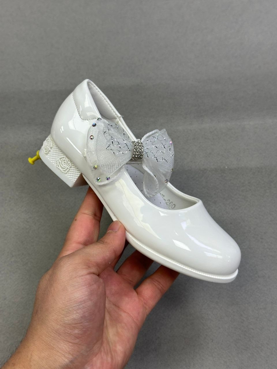 белые туфли для девочки,детские туфли для девочек,туфли для девочки нарядные 32р,,туфли нарядные для девочек