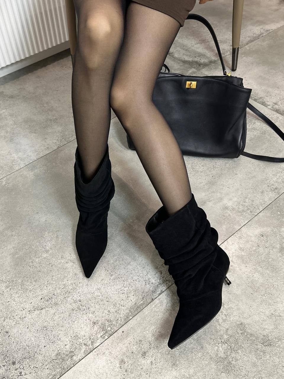 женские сапоги на каблуке,женские сапоги, женская,короткие сапоги,сапоги женские замшевые на высоком каблуке с острым носком