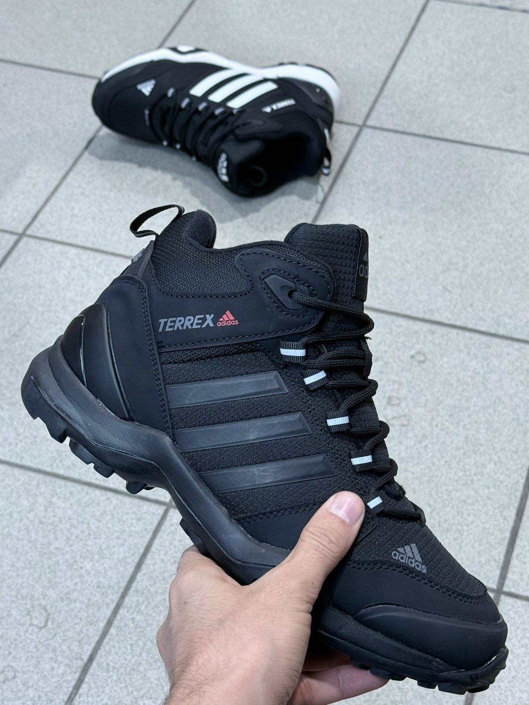 мужские кроссовки зимние adidas terrex climaproof черный,кроссовки мужские зимние adidas,кроссовки adidas terrex,adidas terrex climaproof зимние,зимние кроссовки адидас