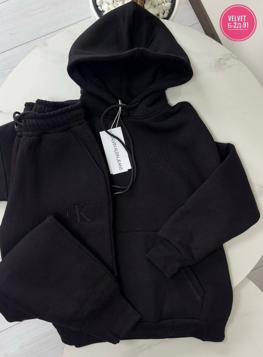 спортивный костюм calvin klein,костюм на флисе,спортивный костюм кельвин кляйн,спортивный костюм кельвин кляйн женский,мужские спортивные костюмы