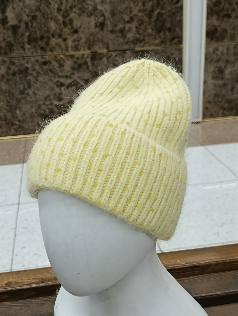 шапка с бусинами из ангоры вязаная женская шапка серая,вязаная шапка,женская вязаная шапка,шапка вязаная из ангоры,шапка вязаная ангора