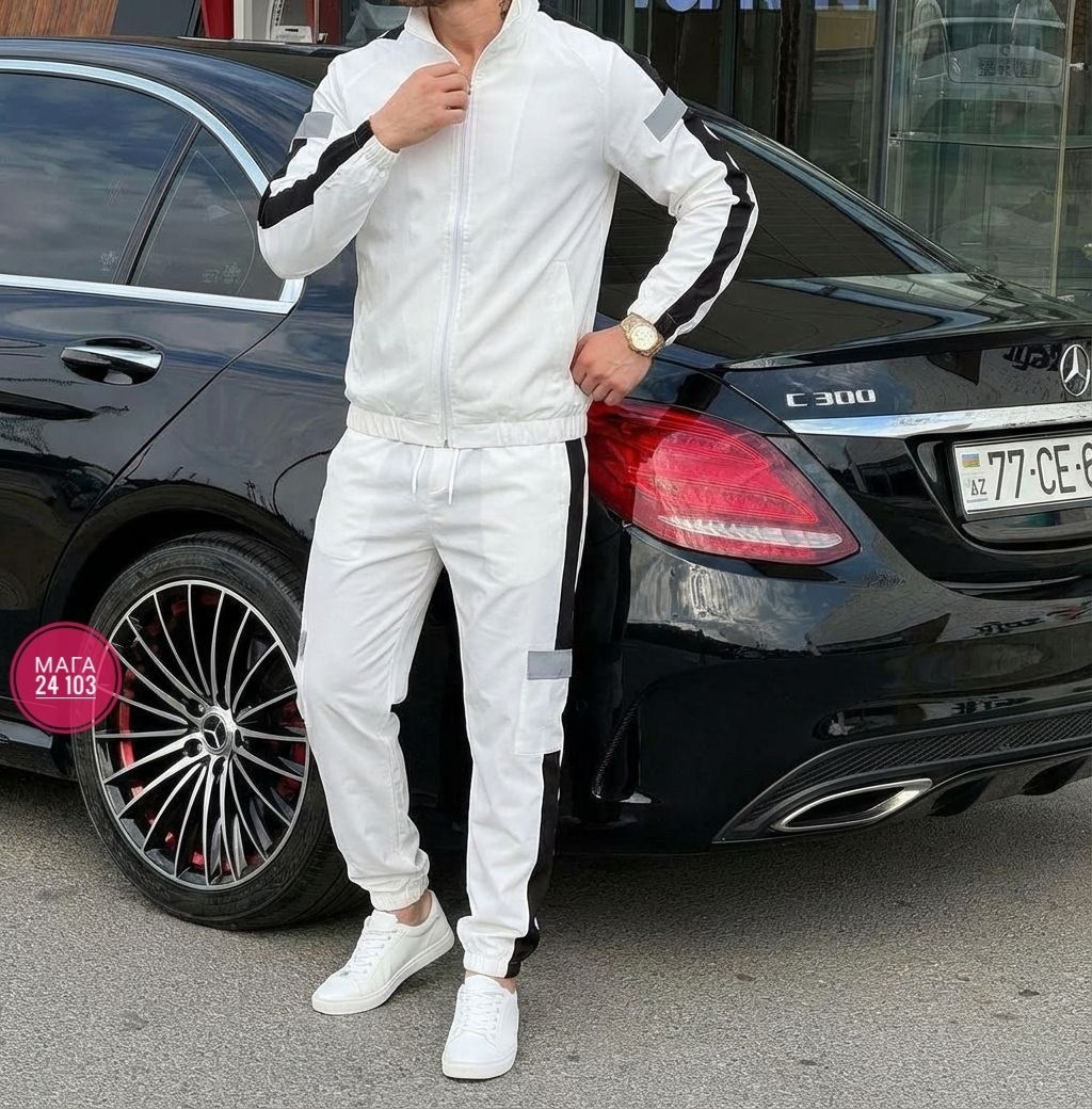 в спортивном костюме,белый спортивный костюм,костюмы спортивные мужские,белый спортивный костюм мужской,костюм повседневный спортивный