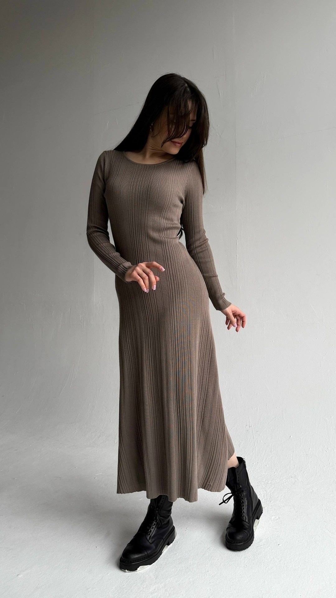 платье трикотажная,платье лапша вязаное,платье вязаное,платье длинное вязаное,вязаное платье со складками