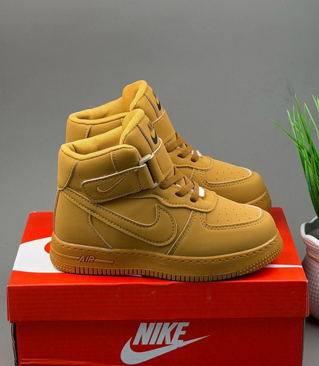 кроссовки найк аир форс высокие с коричневой подошвой,кроссовки,кросcовки nike air force 1,кроссовки мальчику,кроссовки детская