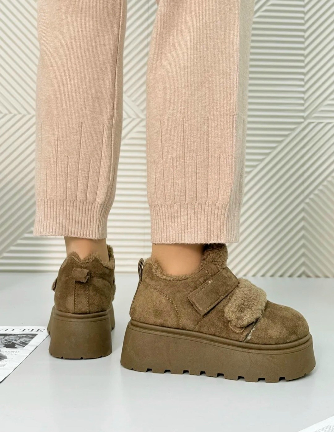 , женская,меховые замшевые туфли на плоской подошве на платформе,зимняя ,ботинки