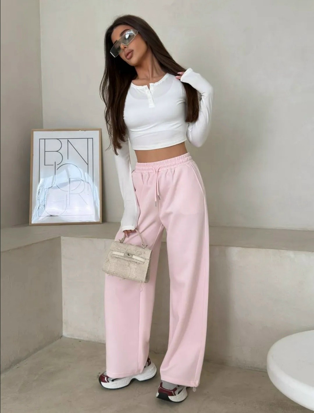 розовые брюки,женские спортивные брюки,штаны розовые,брюки спортивные,женские спортивные штаны