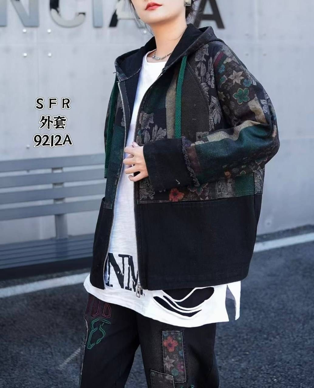 костюм женский тройка,женские костюмы,спортивные костюм,повседневный костюм,куртка в стиле пэчворк