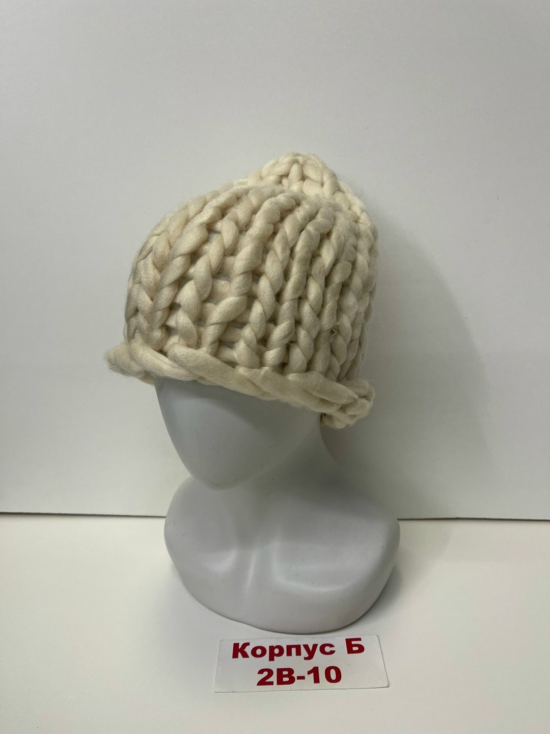 шапка с рогами,шапка вязаная,шапка с оленями,шапочки зимние,шапка с рожками