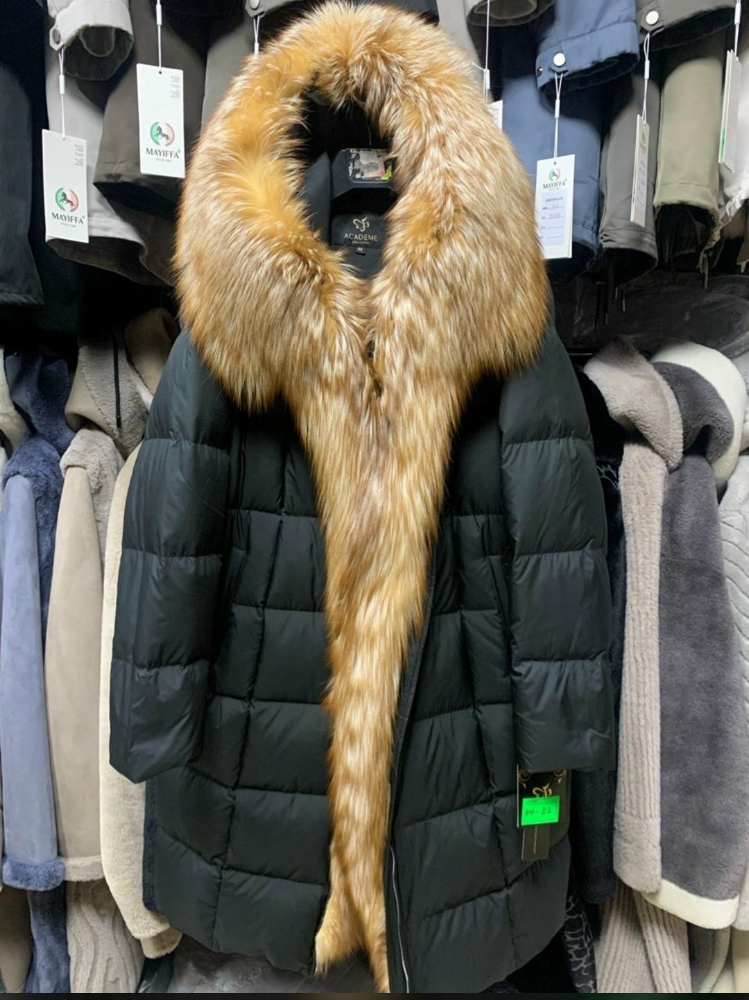 женский пуховик с натуральным мехом,пуховик с натуральным мехом,пуховик с мехом,пуховик,пуховик женский