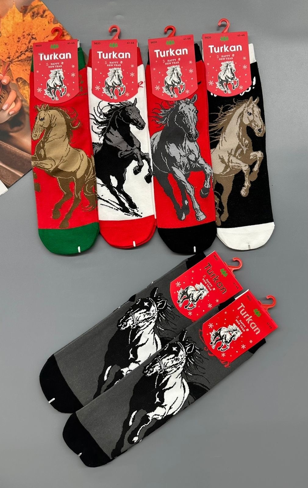 носки новогодние с принтом набор turkan,носки мужские,мужские носки новогодние,набор новогодних носков с принтом 5 шт turkan,набор новогодних носков с лошадьми с принтом 3 пары