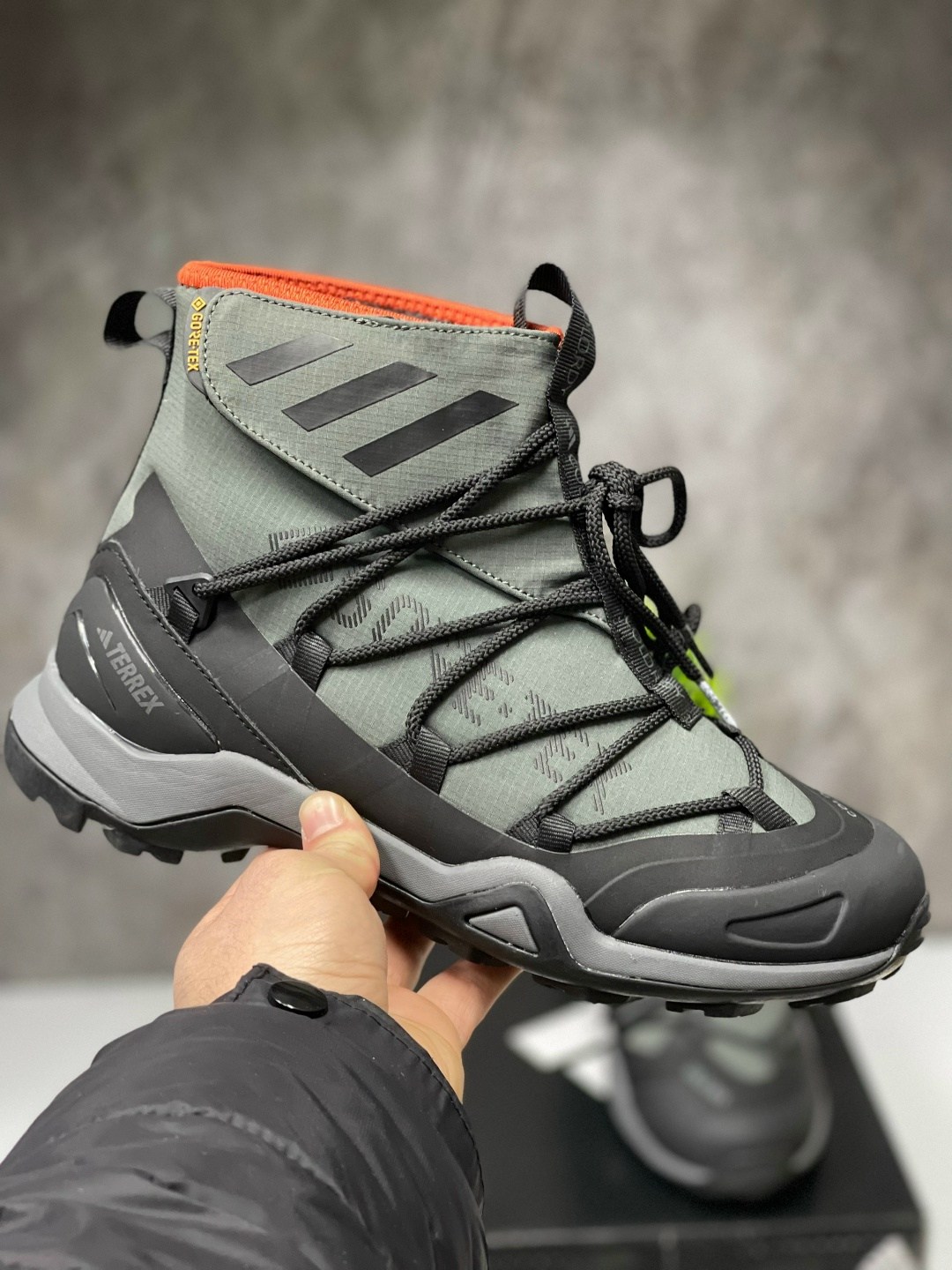 зимние кроссовки adidas,зимние ботинки adidas,термо кроссовки адидас,adidas terrex,кроссовки зимние adidas terrex