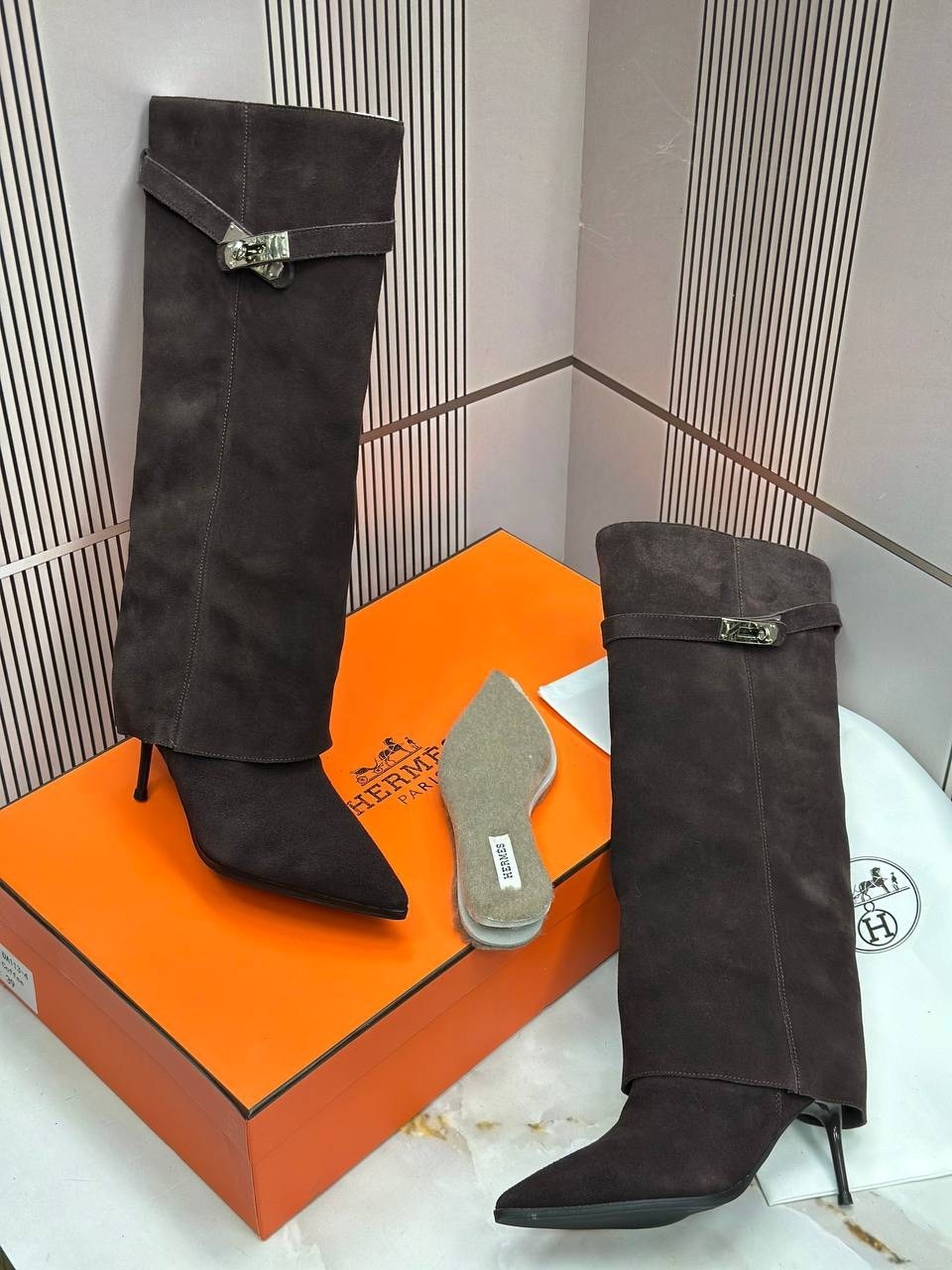 сапоги женские,замшевые сапоги,сапоги модные,сапоги маскотт замшевые на каблуке,сапоги замш