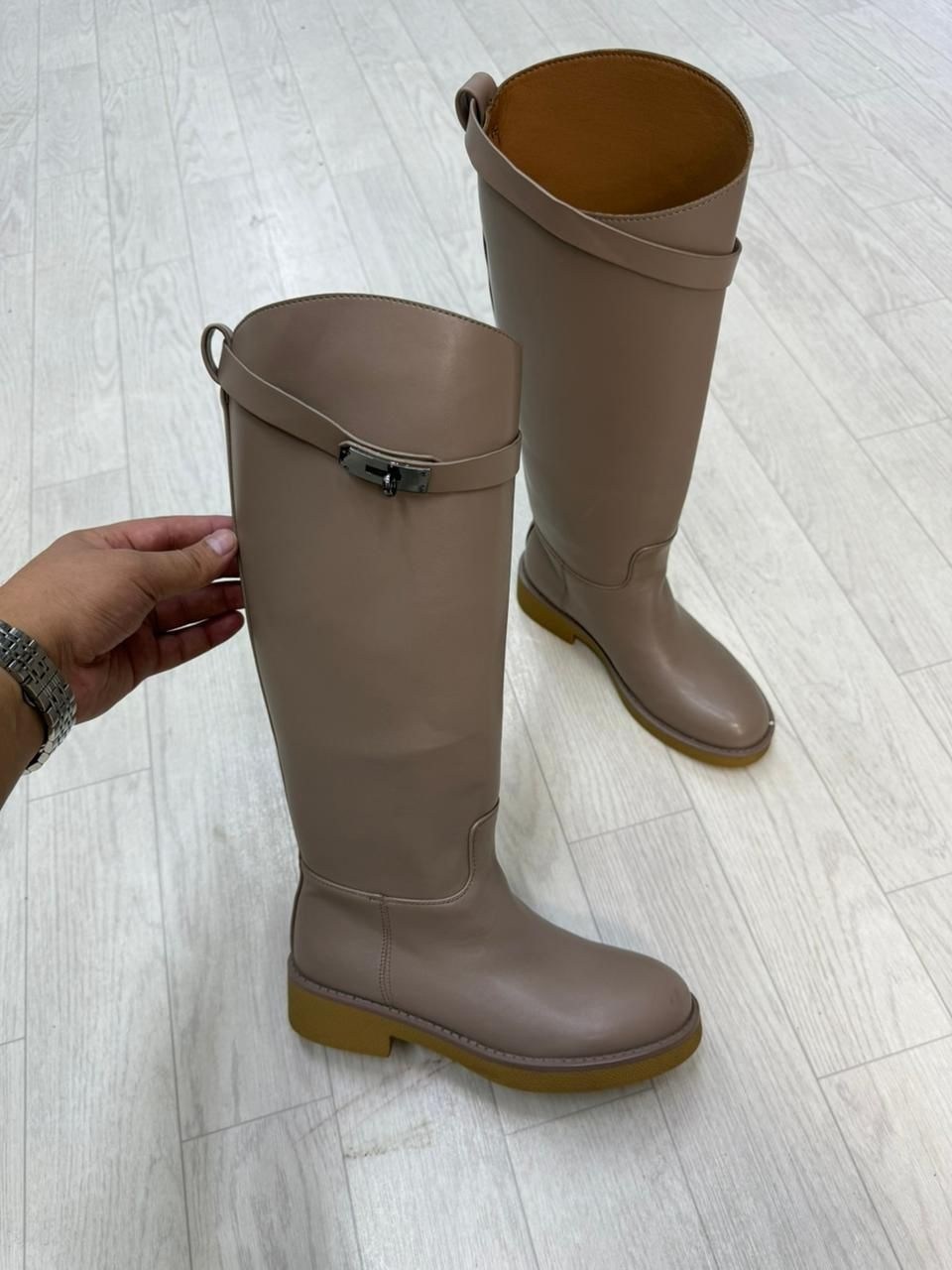 сапоги женские,сапоги модные,сапоги hermes,сапоги эрмес,сапоги гермес