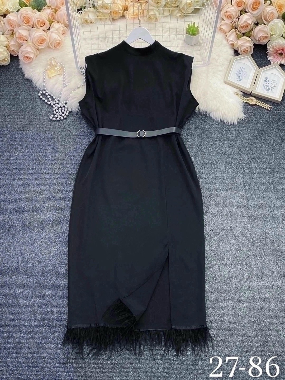 черное платье с перьями,платье с перьями женское,юбка перья,черное вечернее платье с перьями,платье с перьями