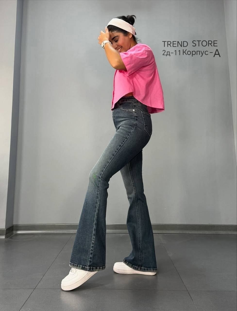 джинсы женские клеш,женские джинсы,голубые джинсы клеш,брюки джинсы,широкие женские джинсы