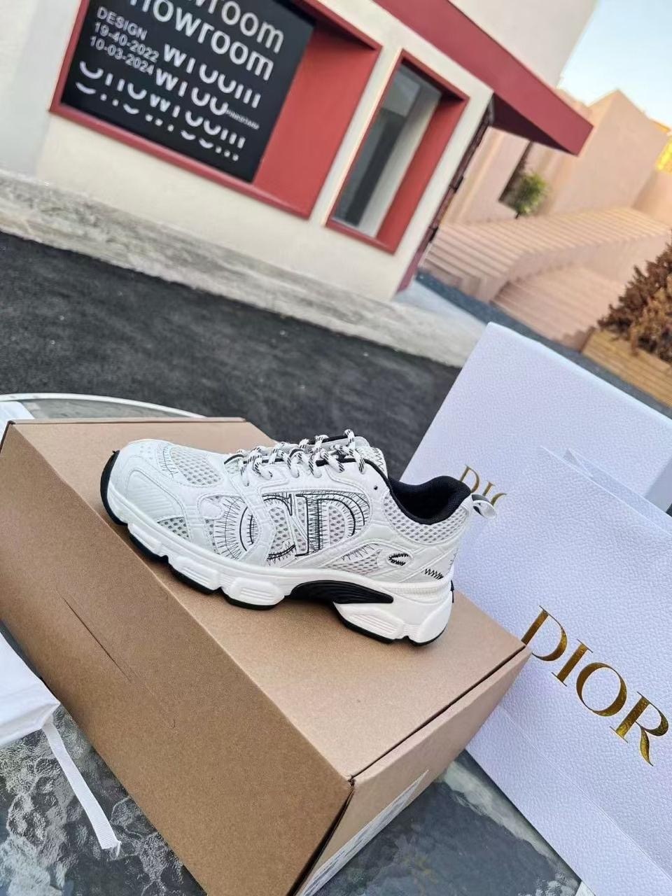 кроссовки christian dior,кроссовки женскиe,кроссовки dior,кроссовки,брендовые кроссовки