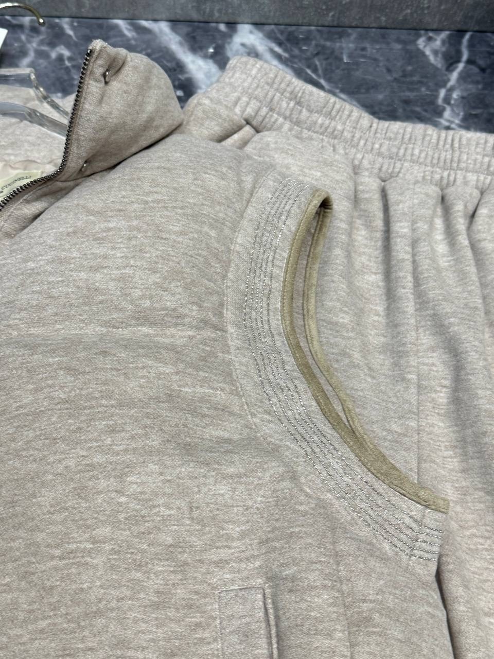 кашемировый костюм loro piana,костюм loro piana,спортивный костюм brunello cucinelli,спортивный костюм brunello cucinelli pl-19048,костюм спортивный