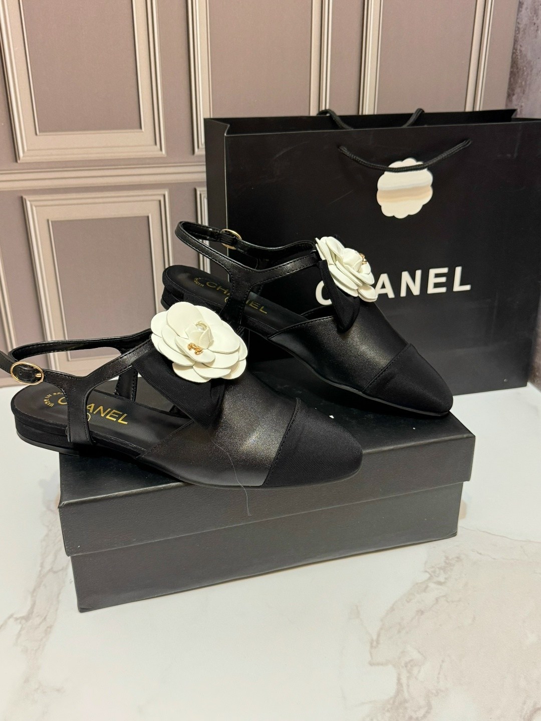 босоножки chanel,туфли chanel,босоножки шанель с серным носомм,босоножки шанель,туфли шанель