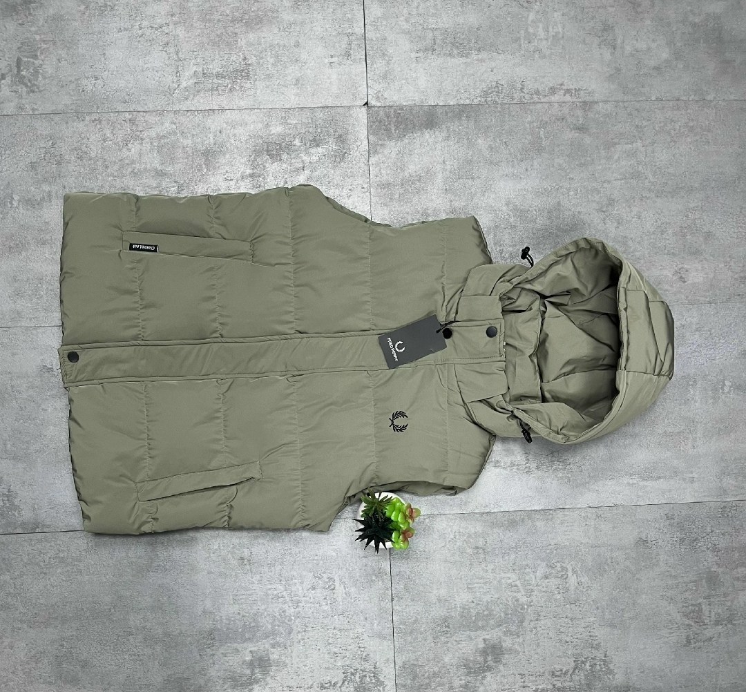 жилетка мужская,жилетка,мужские жилеты,жилет,жилет демисезонный