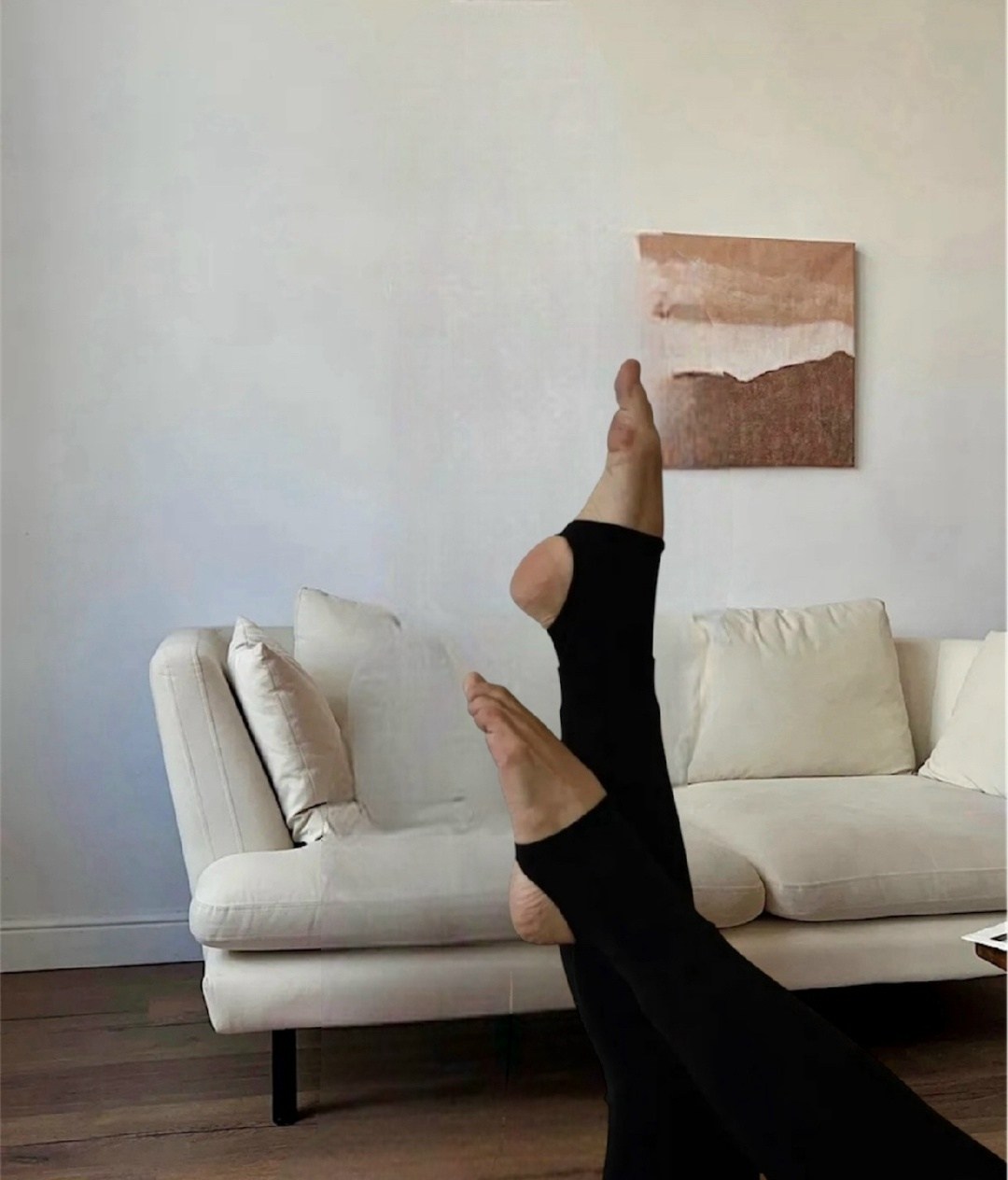 легинсы женские,леггинсы спортивные,легинсы со штрипками,леггинсах,леггинсы для фитнеса