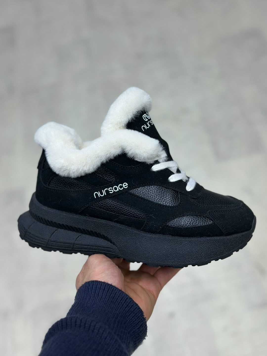 ,женские кроссовки,зимние женские кроссовки,кроссовки зимние,баленсиага кроссовки черные зимние