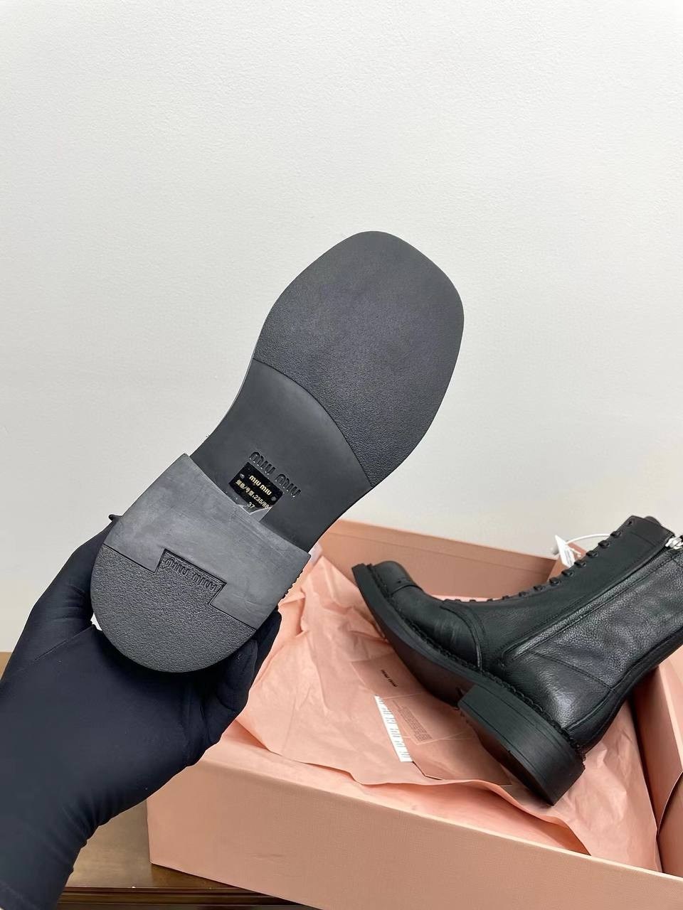 ,ботинки женские,ботинки miu miu,кожаные ботинки,женские кожаные ботинки