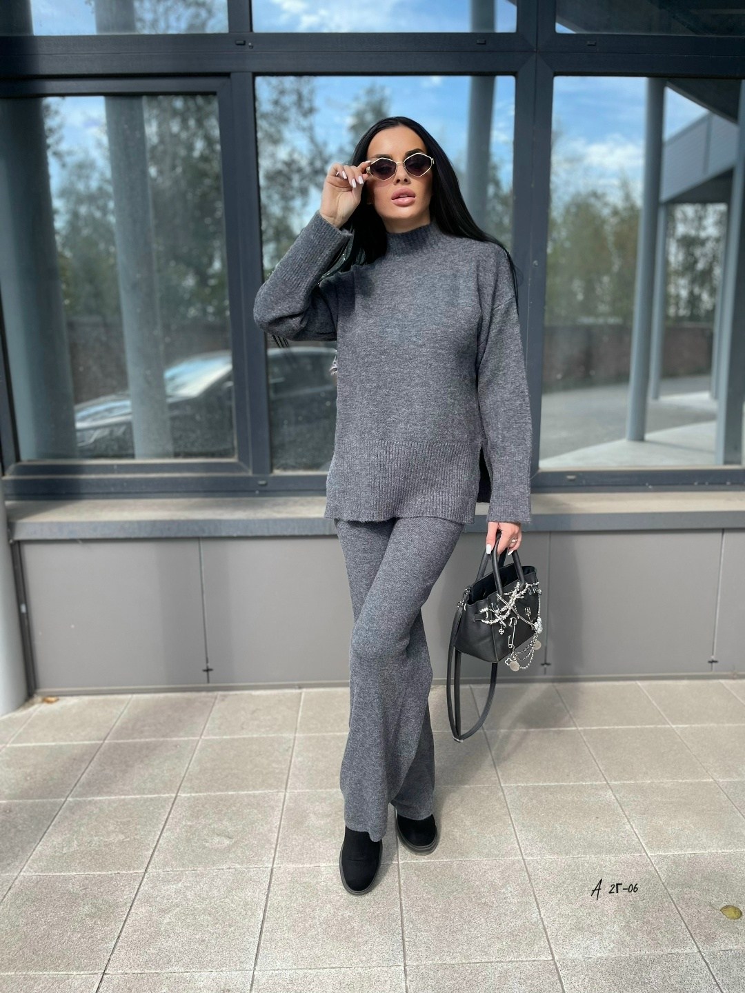 костюм женский,женский костюм трикотажный,костюм трикотажный,костюм женский: свитер и штаны (one size 42-48),костюм с брюками