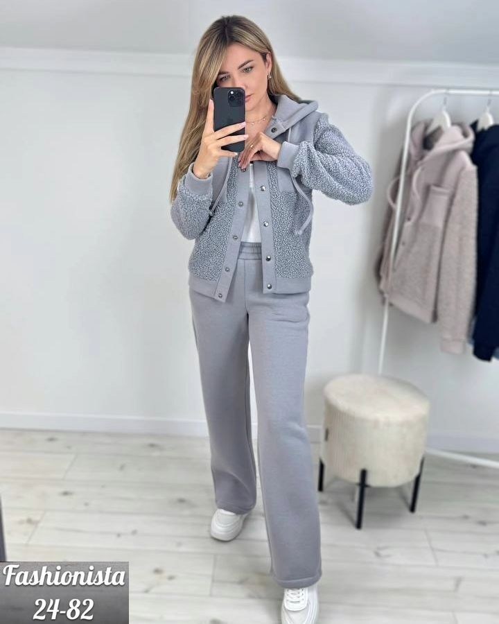 спортивные костюмы,женский костюм  москва,,женские костюмы на флисе,женская кофта