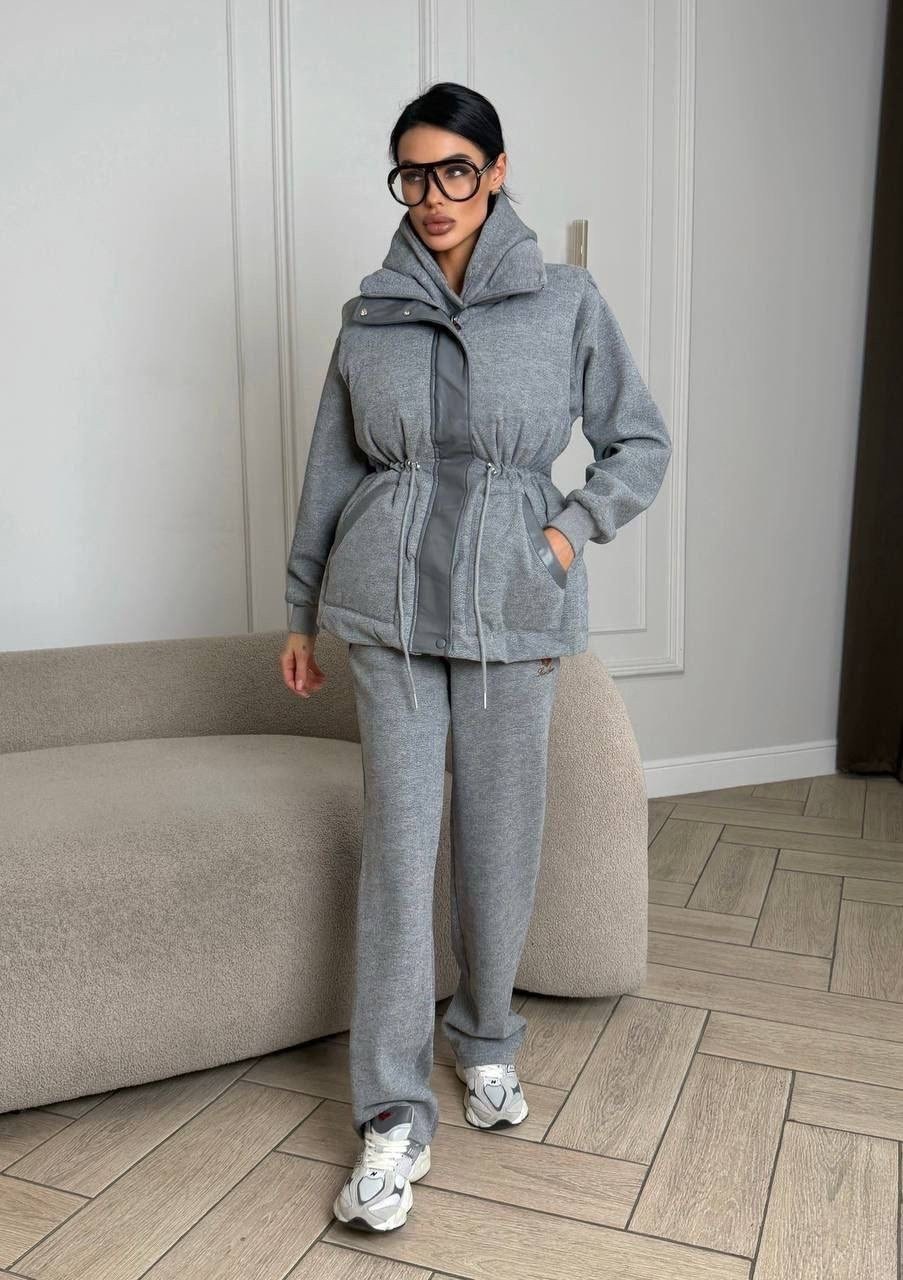 серый женский костюм тройка на флисе loro piana,темно-серый женский костюм тройка на флисе loro piana,костюм тройка женский,костюм тройка с курткой,утепленный костюм
