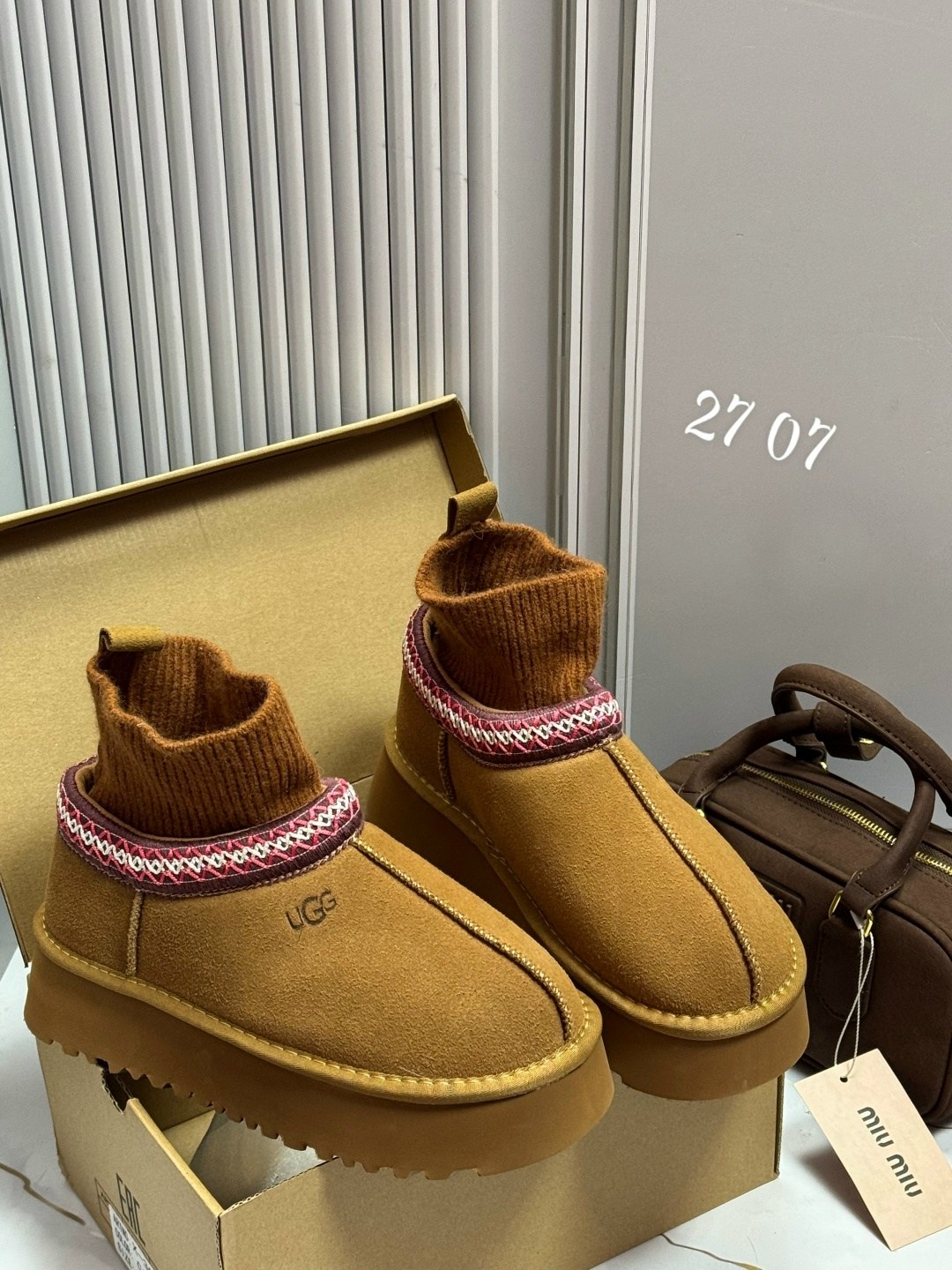 ,женские угги,угги женские ugg,ugg женские,угги ugg